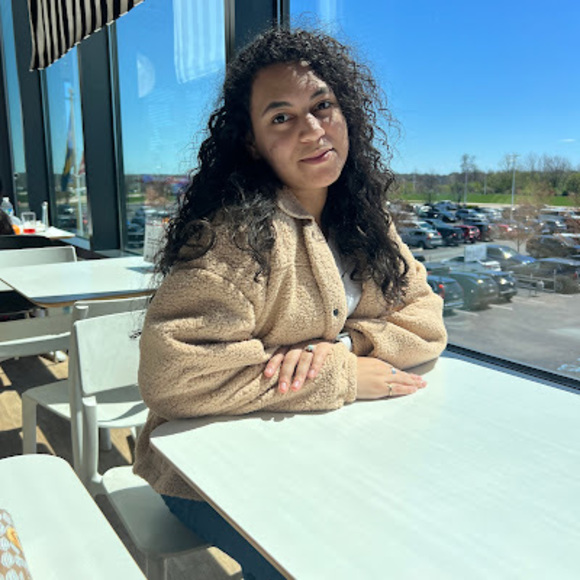 Meet your Posher, Meralis - Picture 1 of 1